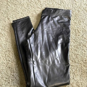Silver pleather Express leggings size small NWT